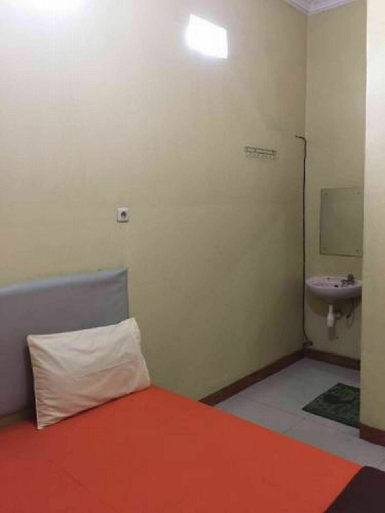 Hotel Serasi Syariah Tangerang Extérieur photo